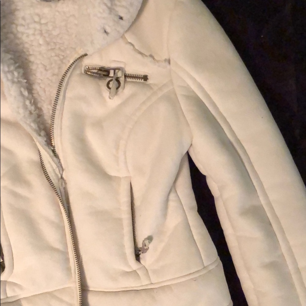 Coat - Picture 5 of 6